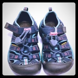 Keen Kids Sandals Size 9 Waterproof